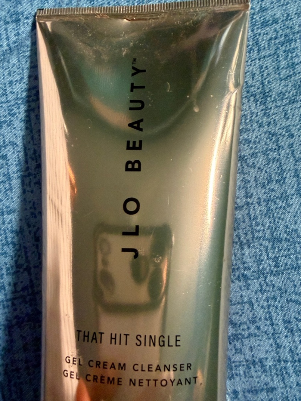 JLO BEAUTY That Hit Single Gel Cream Cleanser - Rose Gold - Picture 2 of 4